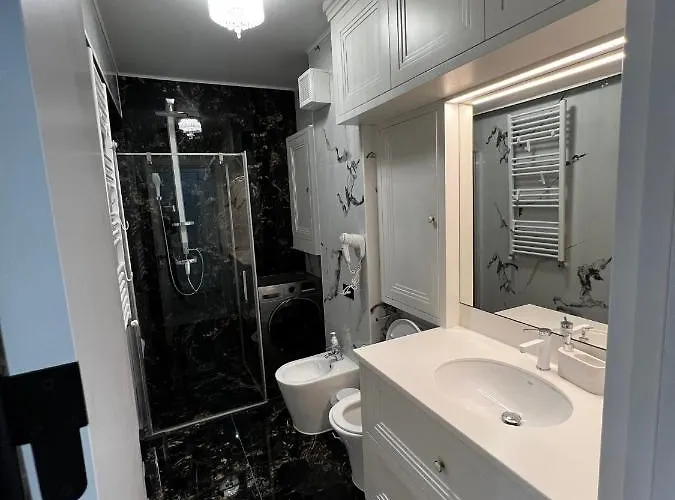 Anisia Infiniti & 公寓式酒店 那沃达利