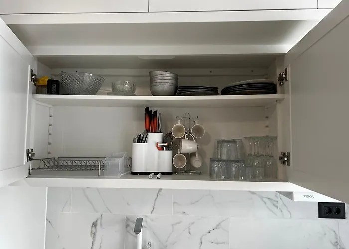 Anisia Infiniti & 3* 那沃达利