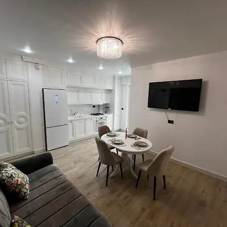 Aparthotel Anisia Infiniti &
