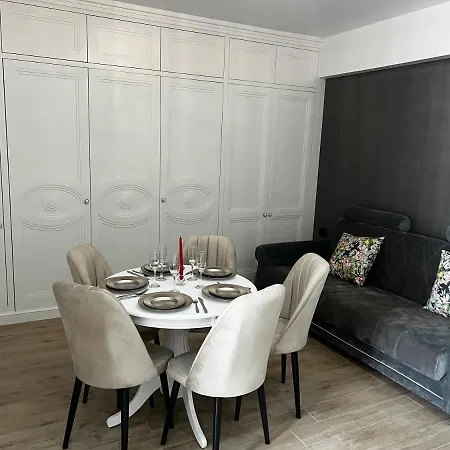 Anisia Infiniti & Aparthotel 3*